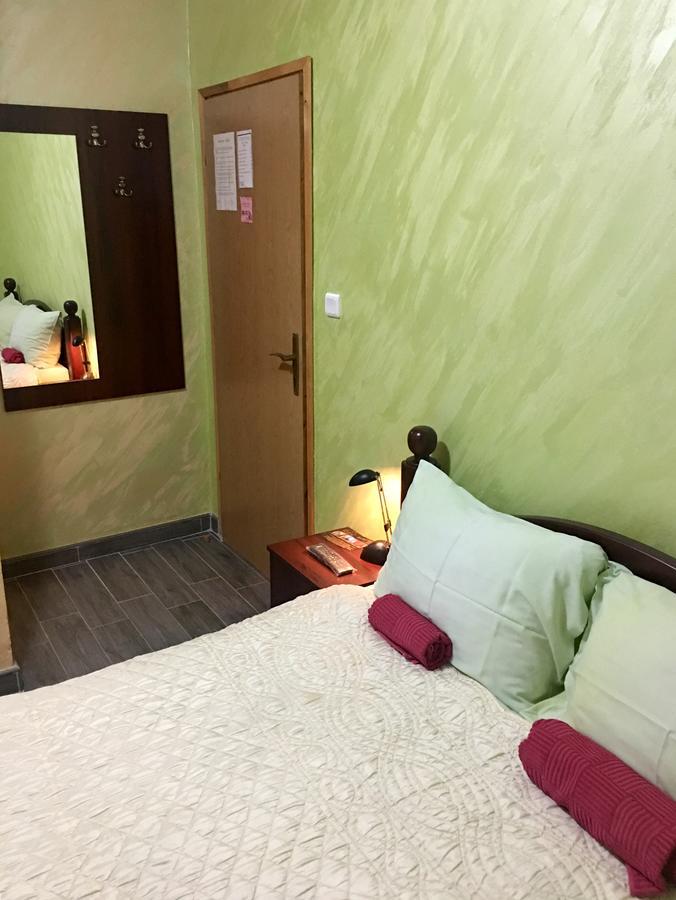 Hostel Grof Mrcajevci Exterior photo